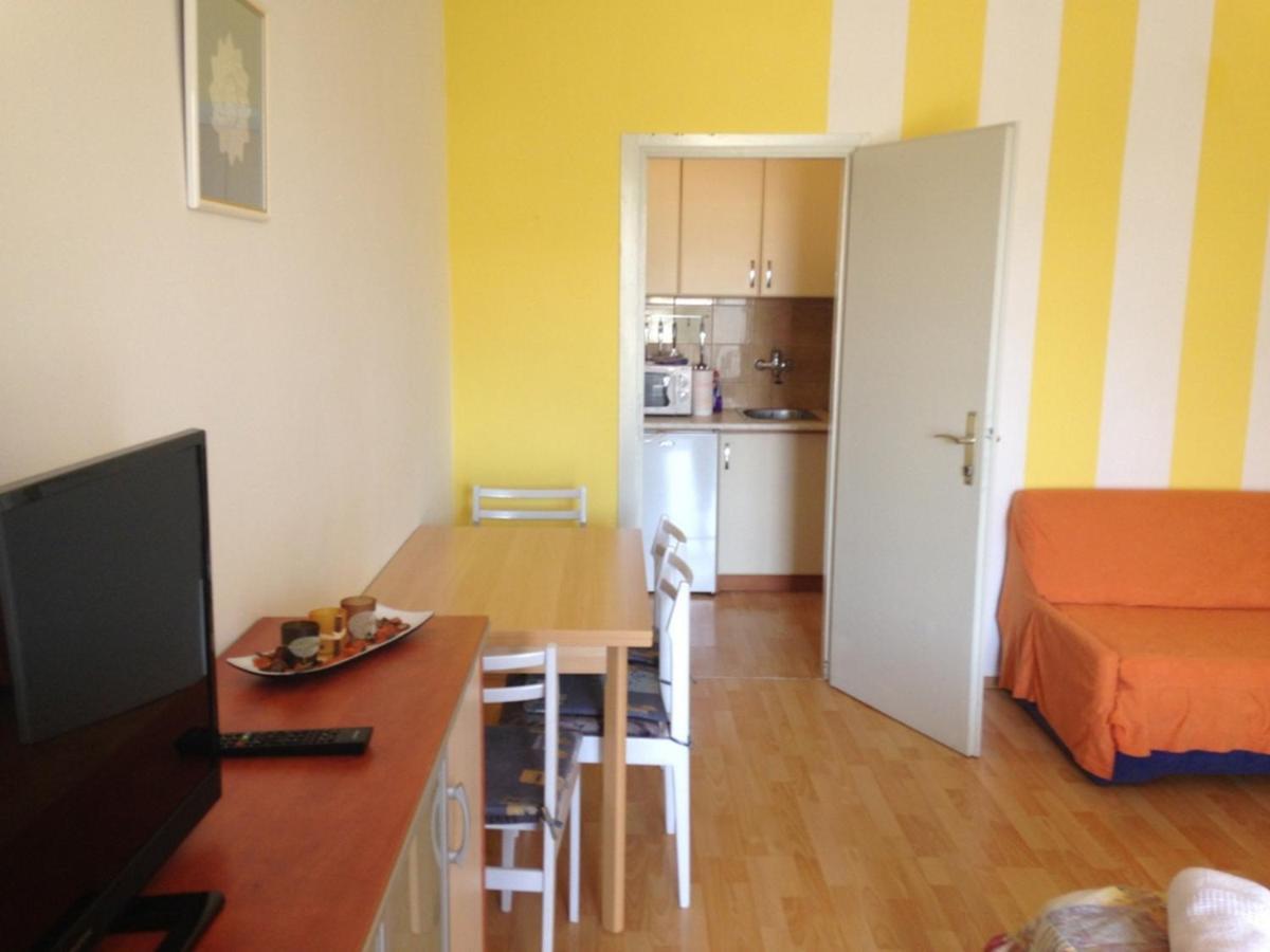 Apartman Alexandra ポレッチ エクステリア 写真